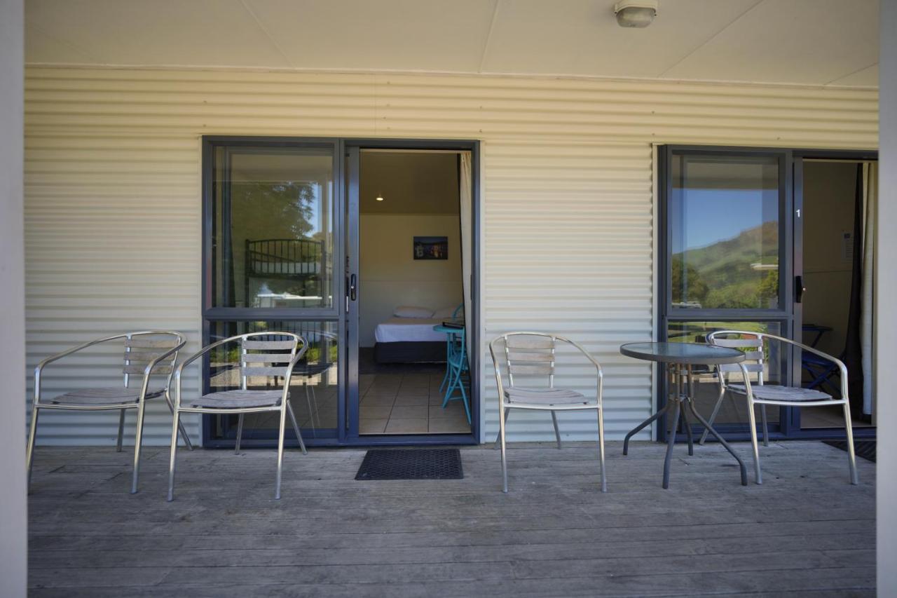 Akaroa Top 10 Holiday Park Kültér fotó