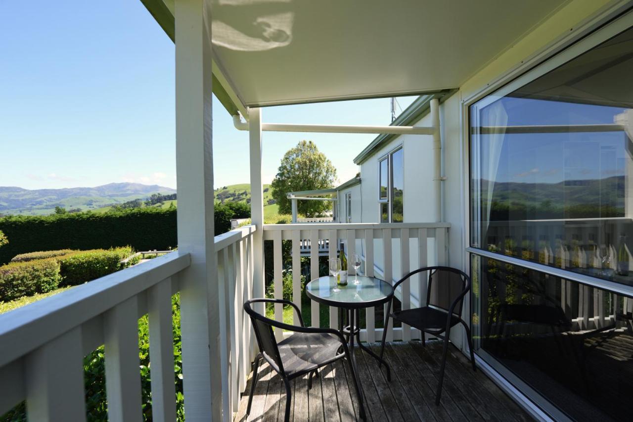 Akaroa Top 10 Holiday Park Kültér fotó