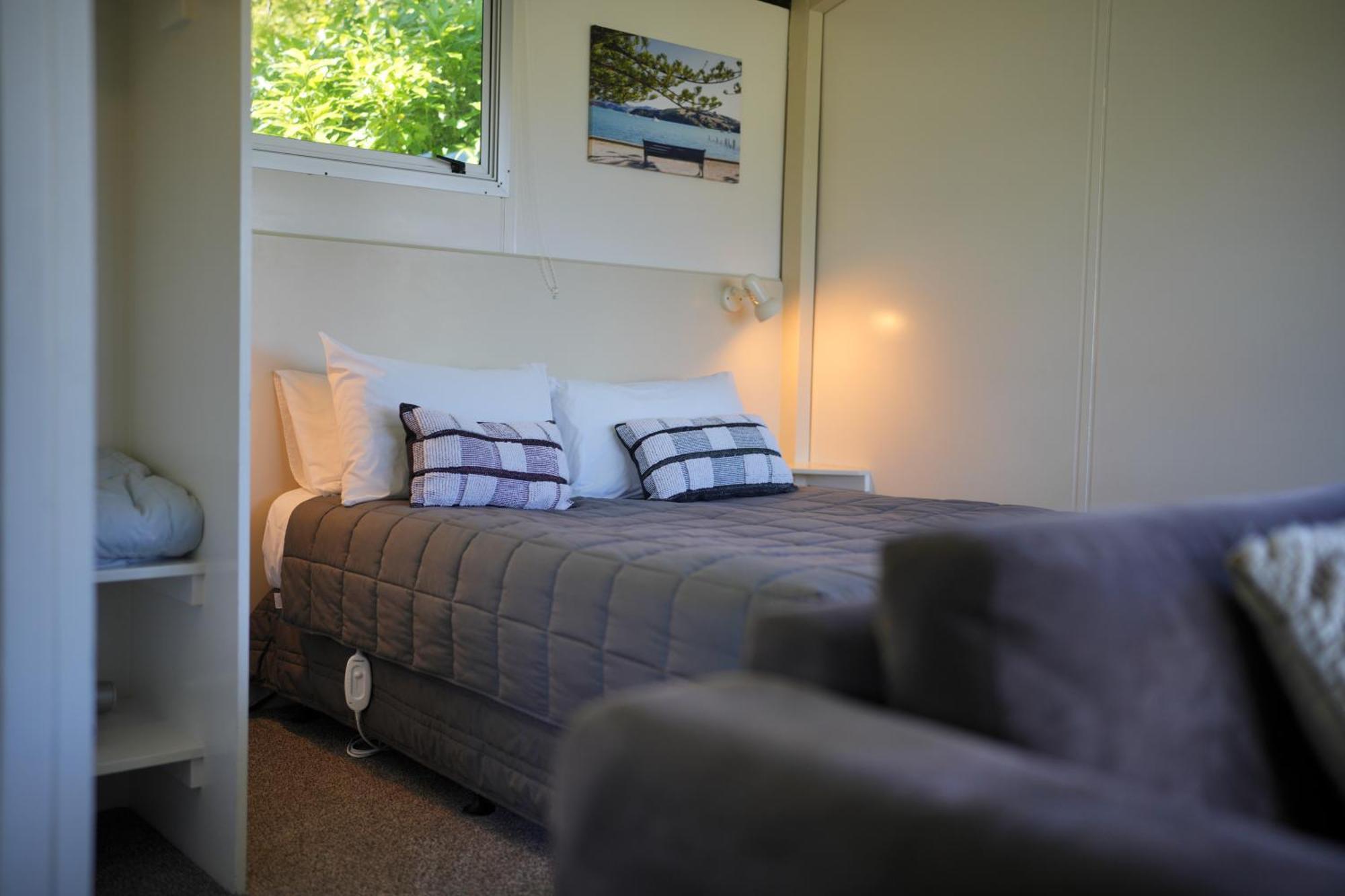 Akaroa Top 10 Holiday Park Kültér fotó